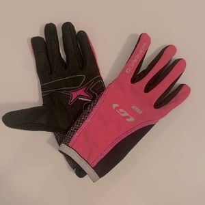Pink womens cycling gloves